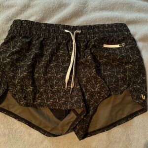 Vuori Clementine Short 2.0